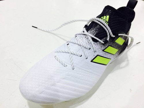 nikoandのアディダス(adidas)