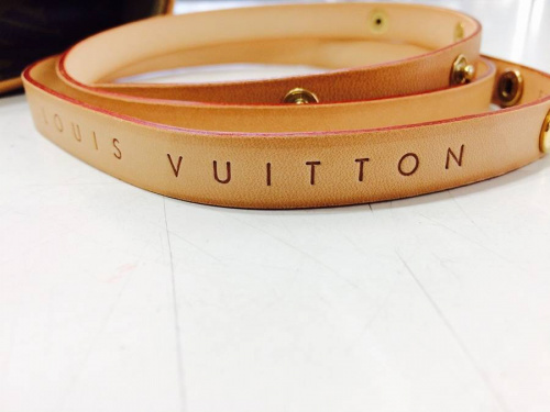 ポシェットのルイヴィトン（LOUIS VUITTON）