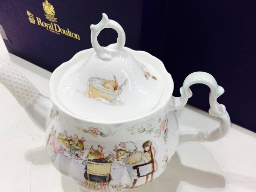 洋食器のティーポット