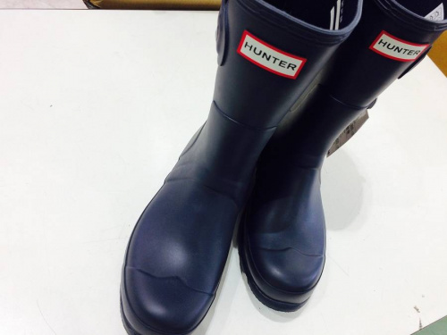 スニーカーのHUNTER