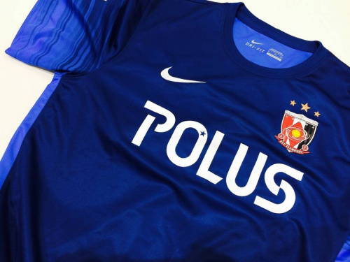 サッカーの東浦和　スポーツ