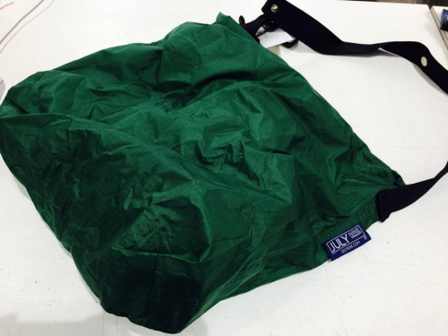 ジャケットのColumbia