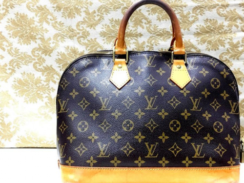 バッグのLOUIS VUITTON(ルイ・ヴィトン）
