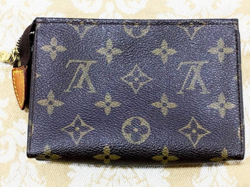 バッグのLOUIS VUITTON(ルイ・ヴィトン）