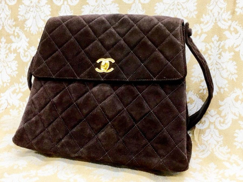 バッグのCHANEL