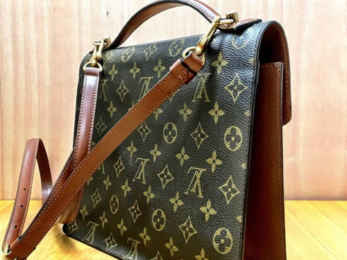 ヴィトンの東浦和　ブランド