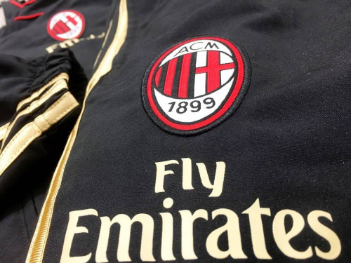 サッカーの東浦和　衣類