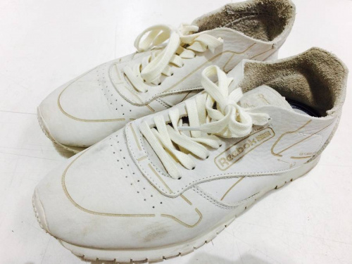 スニーカーのナイキ（NIKE）