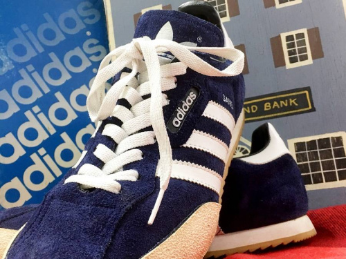アディダス(adidas)の東浦和 衣類