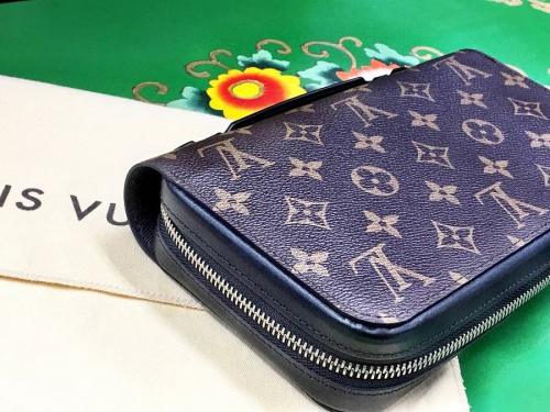 LOUIS VUITTON(ルイ・ヴィトン）の財布