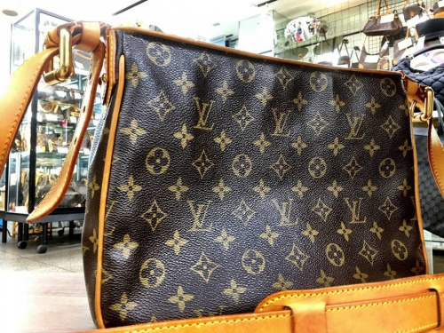 バッグのLOUIS VUITTON(ルイ・ヴィトン）
