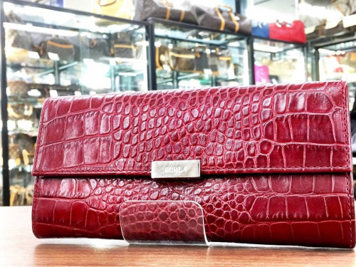 腕時計のルイヴィトン（LOUIS VUITTON）