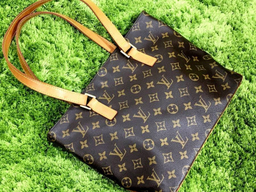 バッグのLOUIS VUITTON(ルイ・ヴィトン）