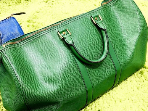 LOUIS VUITTON(ルイ・ヴィトン）のバーバリー（BURBERRY）