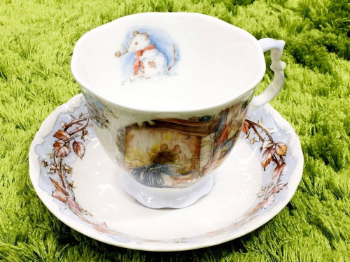 WEDGWOODのRoyal Doulton