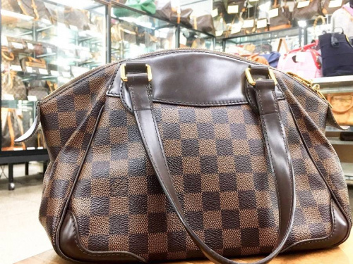 財布の東浦和　ブランド