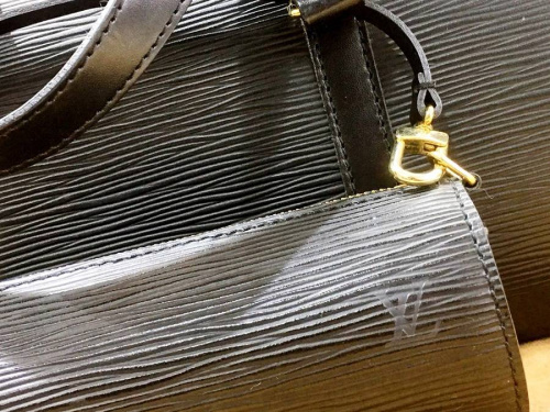 LOUIS VUITTON(ルイ・ヴィトン）の財布