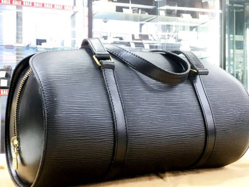 財布の東浦和　ブランド