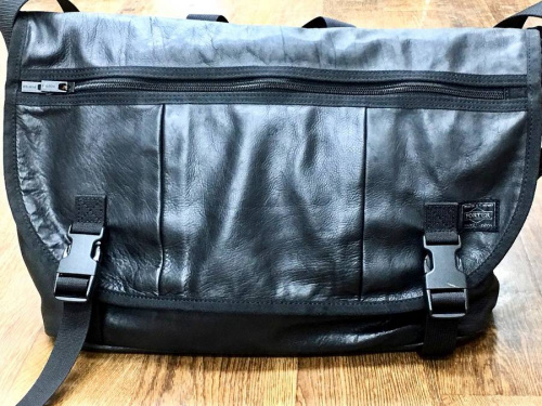 バッグのルイヴィトン（LOUIS VUITTON）