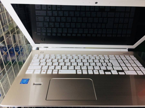 デジタル家電のノートパソコン