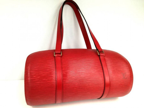 カジュアルバッグのLOUIS VUITTON(ルイ・ヴィトン）