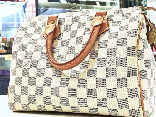 LOUIS VUITTON(ルイ・ヴィトン）の財布