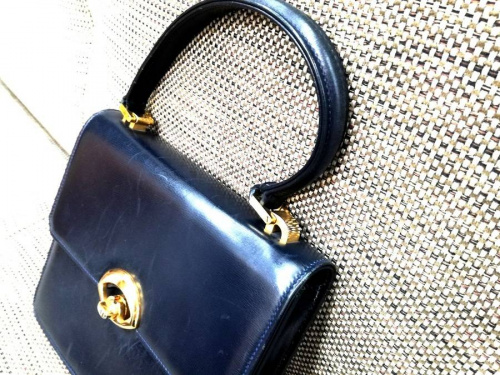 ハンドバッグの東浦和　ブランド