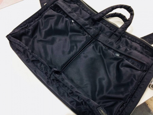 ポーター（PORTER）のタンカー