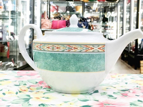 WEDGWOODのティーポット