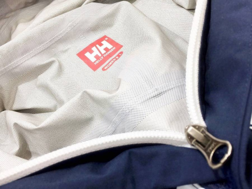 HELLY HANSENのレインパーカー