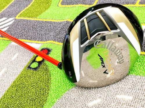 ゴルフのドライバー