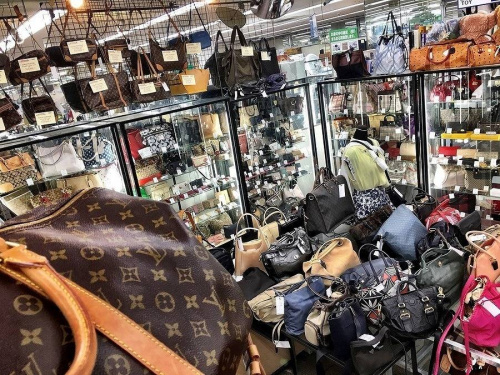 浦和3店舗新入荷の東浦和 ブランド