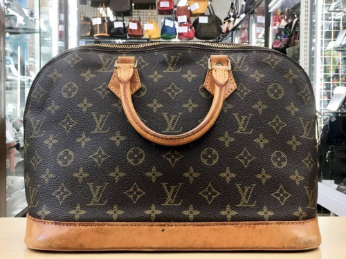 バッグのLOUIS VUITTON(ルイ・ヴィトン)
