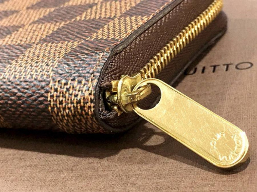 ブランド・ラグジュアリーの財布