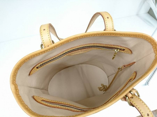 バッグのLOUIS VUITTON(ルイ・ヴィトン）