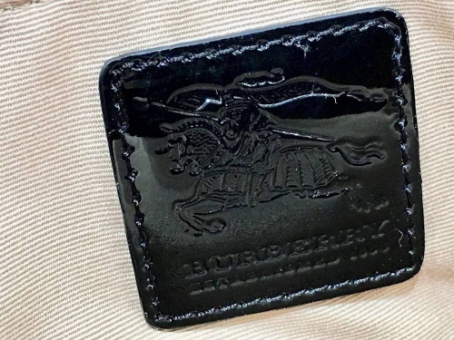 バッグのBURBERRY