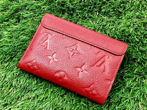 LOUIS VUITTON(ルイ・ヴィトン)の中古 ヴィトン