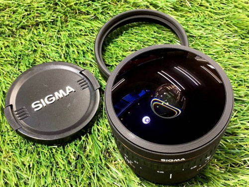 デジタル家電の一眼レフカメラ