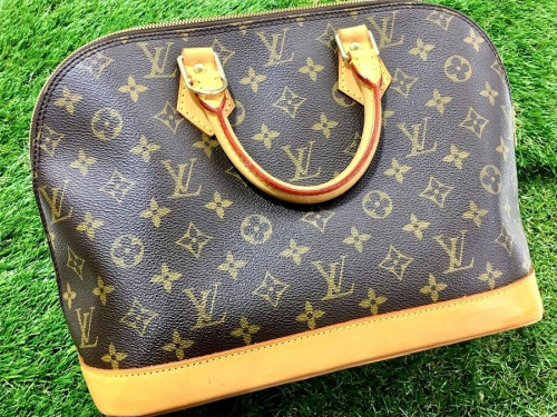 バッグのハンドバッグ