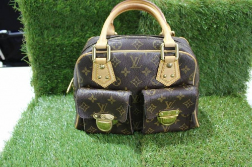 バッグのリサイクル　ブランドバッグ