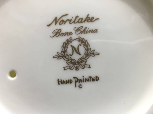Noritakeのフィギュリン