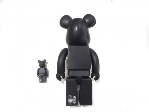 フィギュアのBEAR BRICK