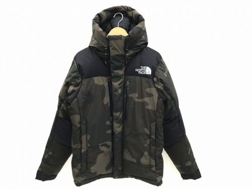 ジャケットのTHE NORTH FACE