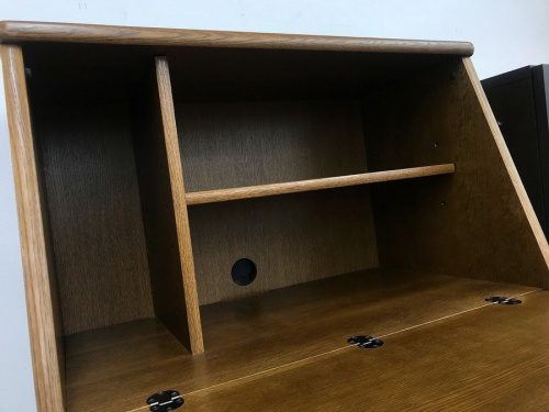 ライティングビューロー デスクの家具