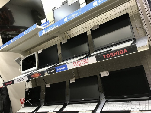 デジタル家電のノートパソコン