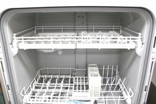 食器洗い乾燥機のキッチン　家電