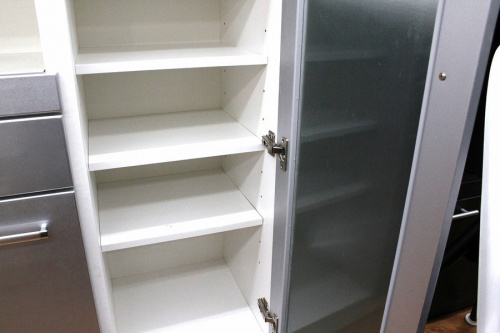 キッチンカウンターの家具　