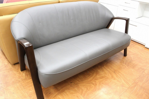 ソファー　家具のアームソファー　アサヒ