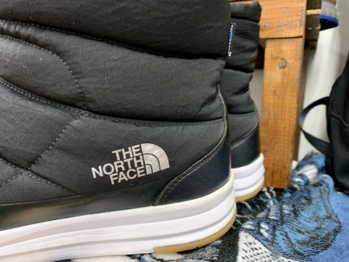 THE NORTH FACEのW ﾇﾌﾟｼ ﾌﾞｰﾃｨ ｳｫｰﾀｰﾌﾟﾙｰﾌ　VII ｼｮｰﾄ
