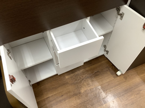 ライティングデスクの中古家具　東浦和